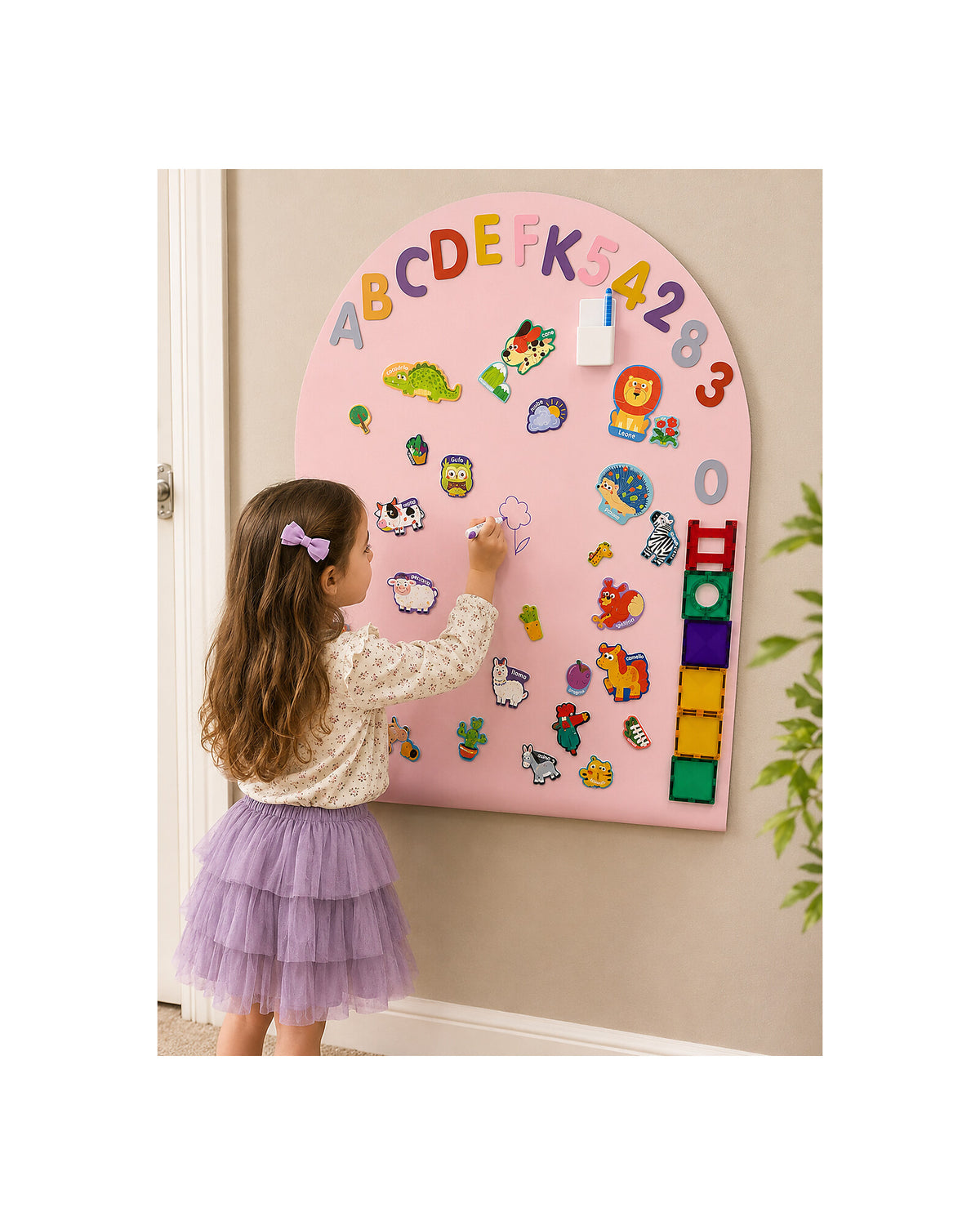 Family Nation MagneKids magnetyczna tablica samoprzylepna Arch 95×60 cm – Dusty Pink