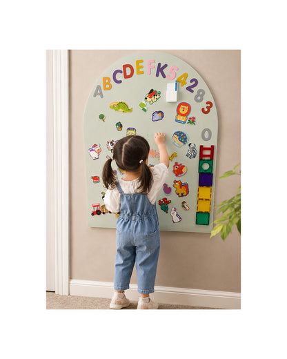 Family Nation MagneKids magnetyczna tablica samoprzylepna Arch 95×60 cm – Sage Green