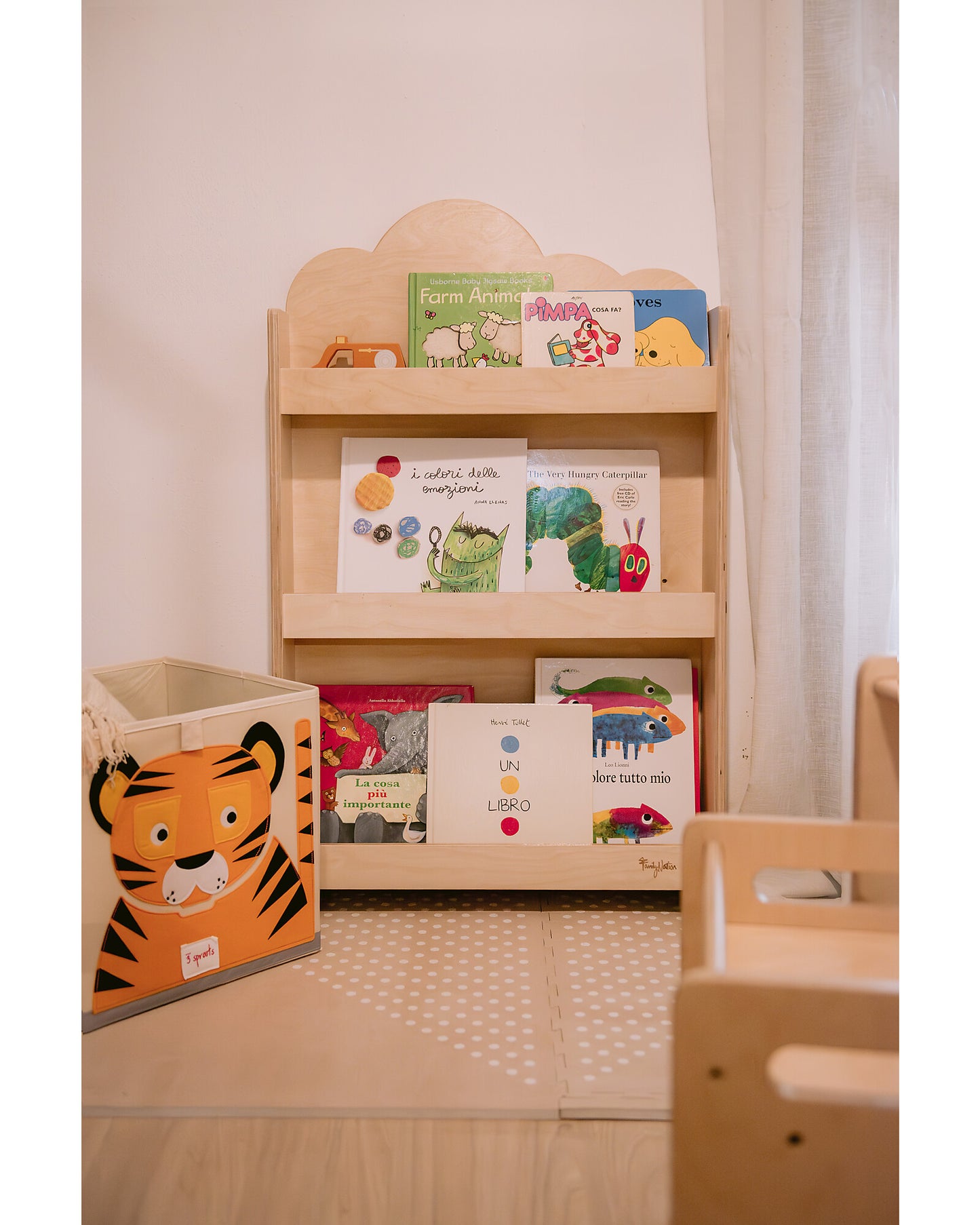 Family Nation biblioteczka Montessori, drewno brzozowe – Cloud